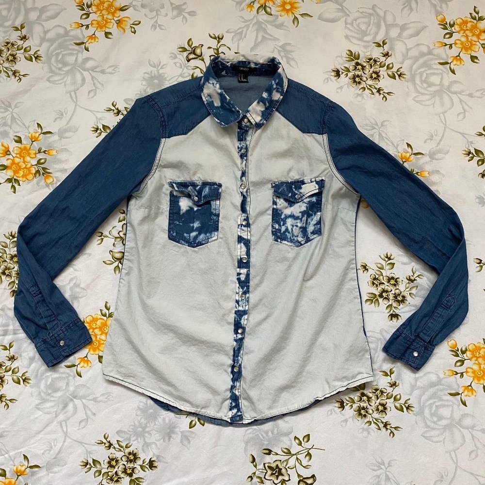 Forever 21 Size M Denim Long Sleeve